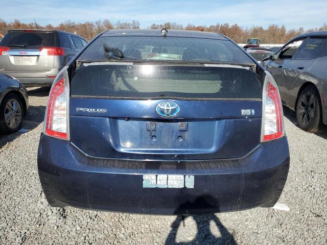 78525564-2013-toyota-prius_6