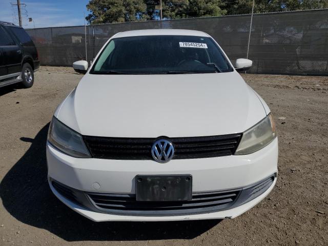 78545254-2014-volkswagen-jetta_5