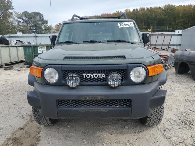 78581074-2011-toyota-fj-cruiser_5