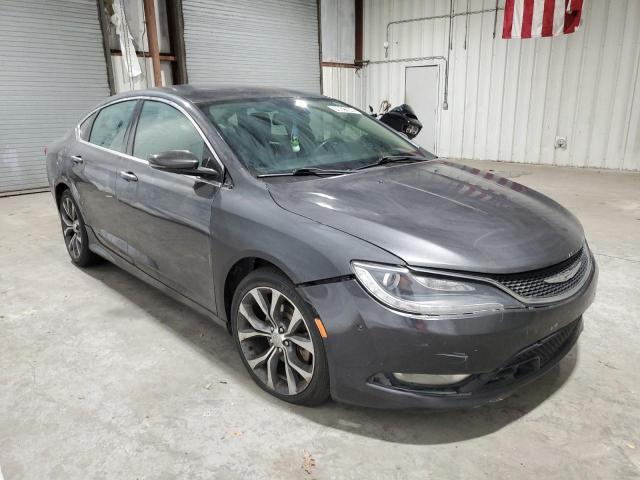 78621944-2015-chrysler-200_4