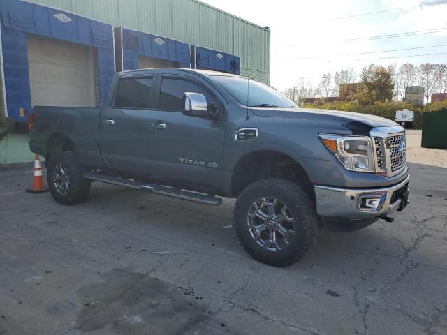 78692844-2018-nissan-titan_4