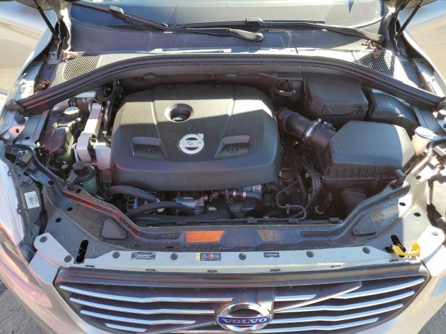 78855753-2015-volvo-xc60_11