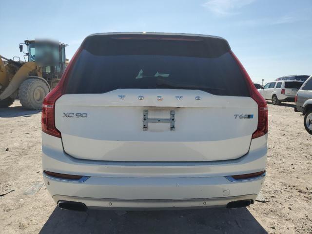 78859024-2016-volvo-xc90_6