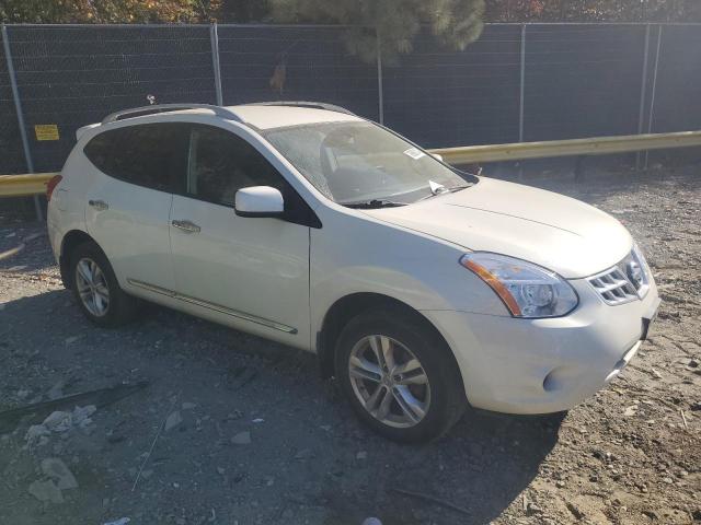 78868124-2012-nissan-rogue_4