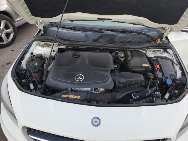 78913874-2015-mercedes-benz-cla-class_11