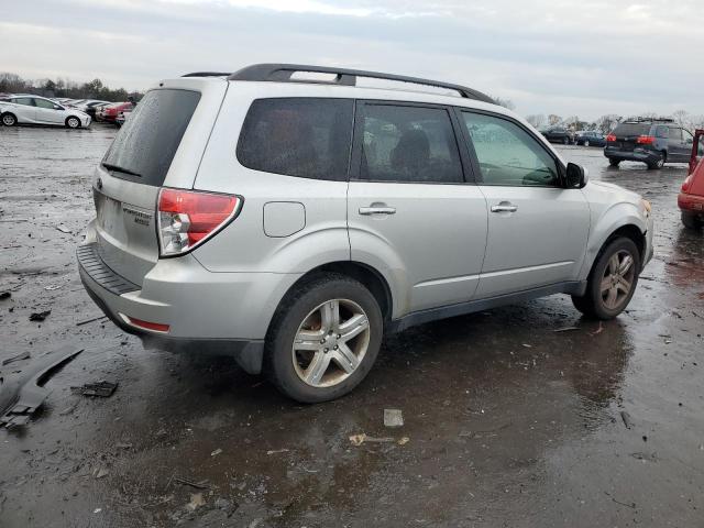 79008503-2010-subaru-forester_3