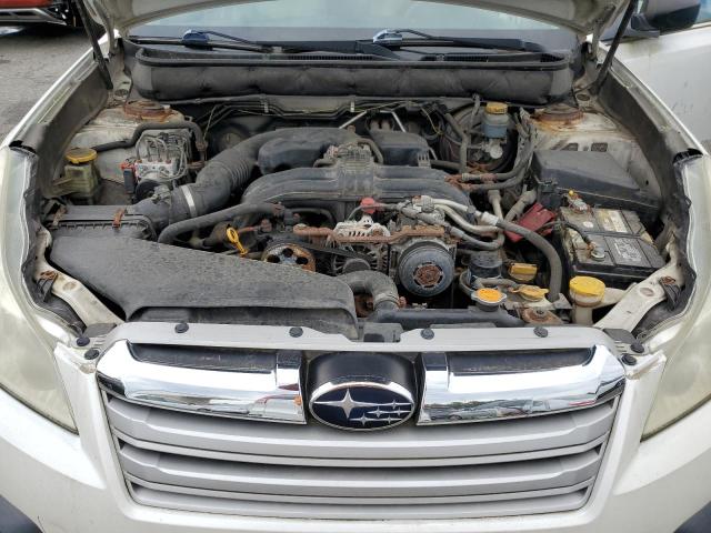 79070924-2014-subaru-outback_12