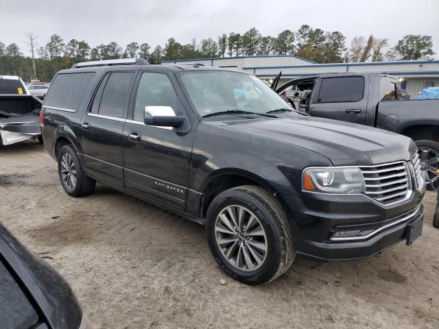 79136284-2015-lincoln-navigator_4