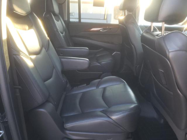 79152643-2019-cadillac-escalade_11