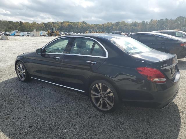 79276784-2017-mercedes-benz-c-class_2