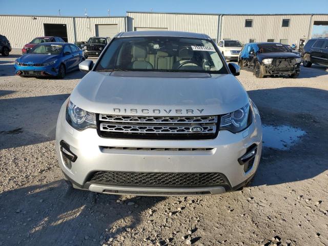 79281454-2016-land-rover-discovery_5