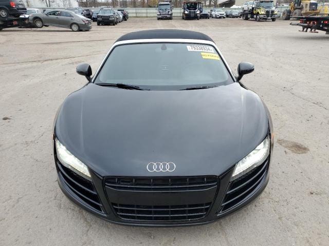 79338934-2011-audi-r8_5