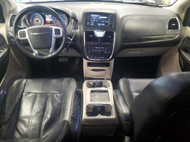 79341264-2014-chrysler-minivan_8