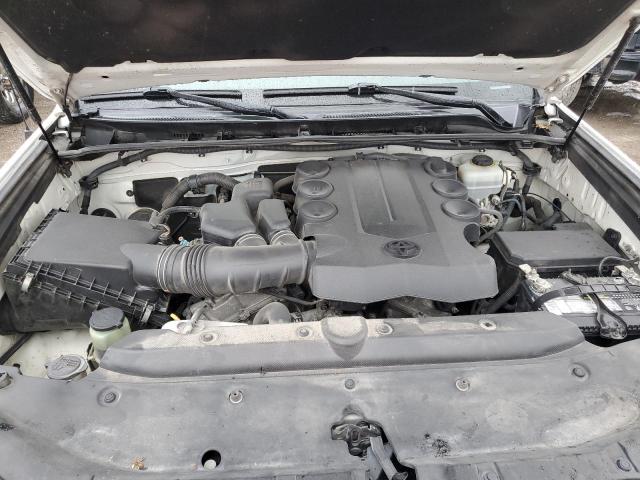 79343474-2011-toyota-4runner_12