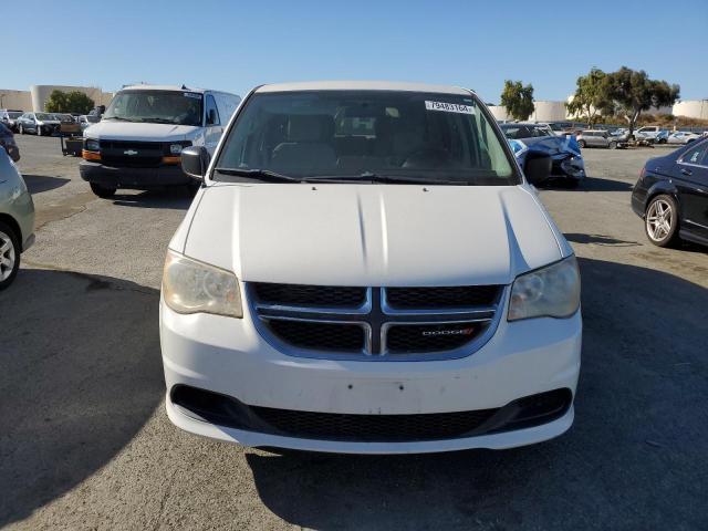 79483164-2013-dodge-caravan_5