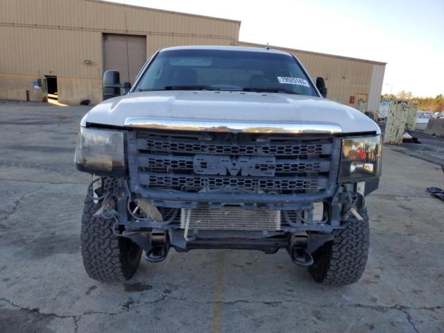 79525143-2011-gmc-sierra_5