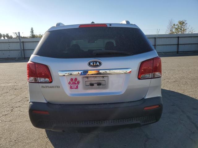 79574174-2012-kia-sorento_6