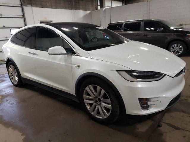 79577353-2016-tesla-model-x_4