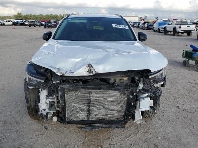 79646634-2024-volvo-xc40-core_5