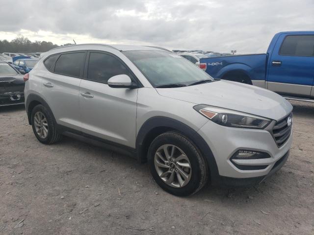 79674964-2016-hyundai-tucson_4