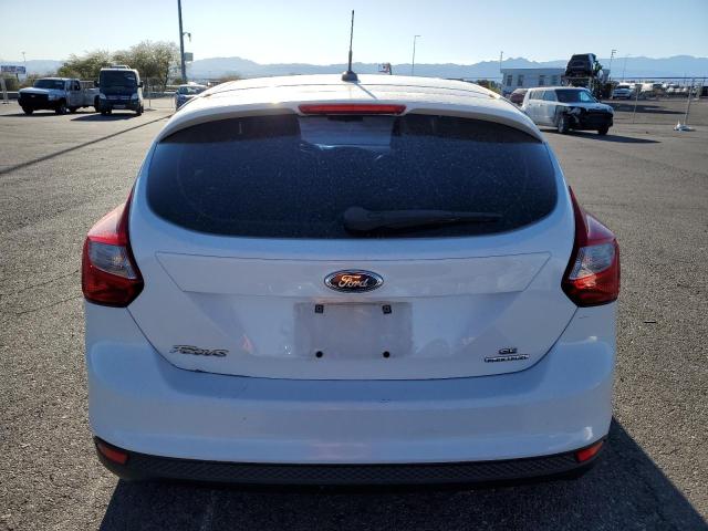 79683344-2014-ford-focus_6