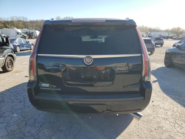 79712144-2015-cadillac-escalade_6