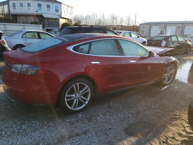 79797703-2015-tesla-model-s_3