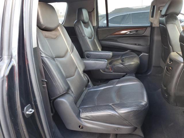 79817363-2016-cadillac-escalade_11