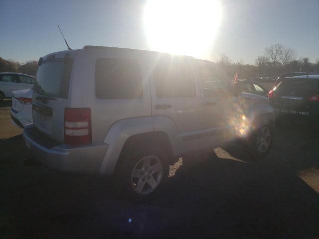 79822124-2011-jeep-liberty_3