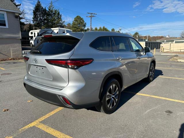 79884944-2022-toyota-highlander_3