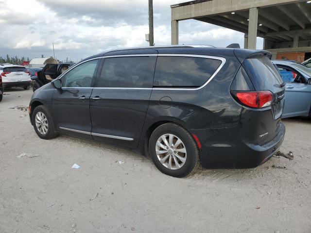 79890593-2018-chrysler-pacifica_2