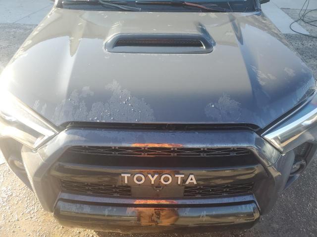 79910334-2024-toyota-4runner_12