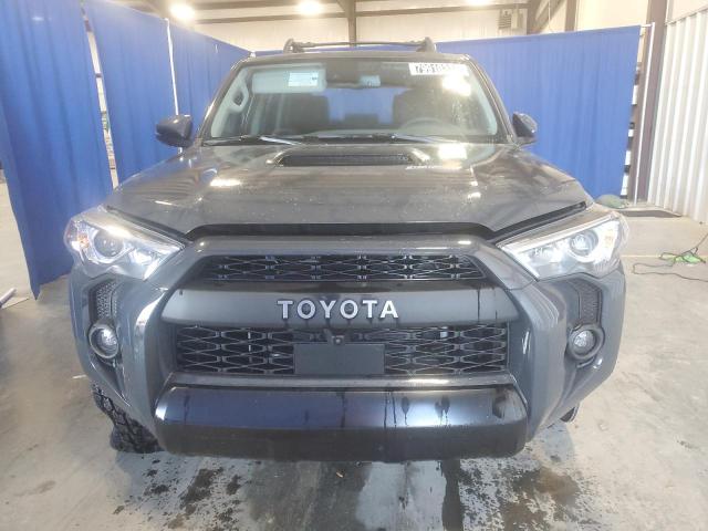 79910334-2024-toyota-4runner_5