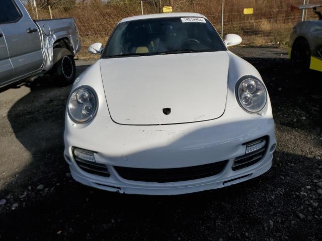 79910964-2012-porsche-911_5