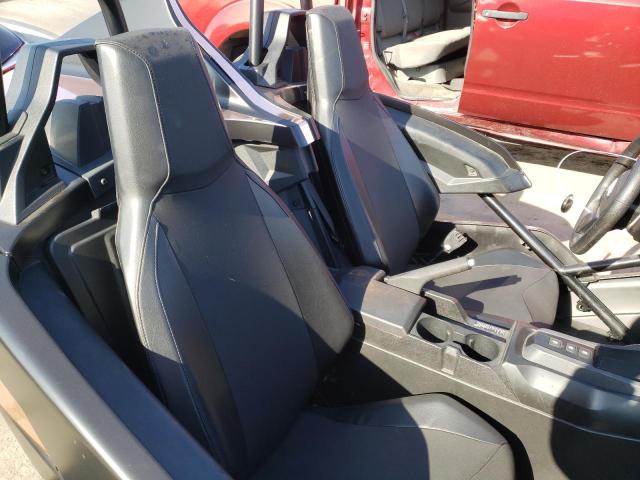 79912453-2021-polaris-slingshot_6