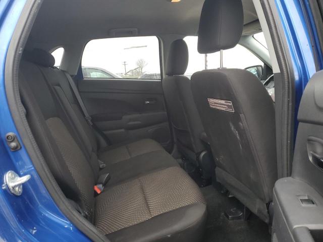 79913504-2016-mitsubishi-outlander_11