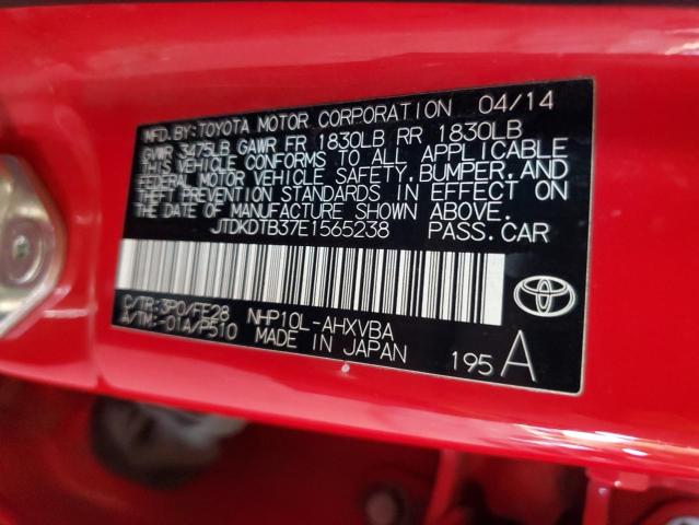 79913844-2014-toyota-prius_12