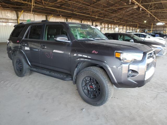 79945144-2023-toyota-4runner-se_4