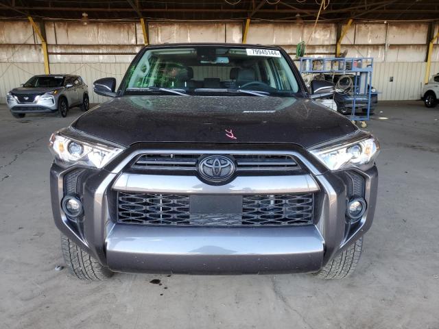 79945144-2023-toyota-4runner-se_5