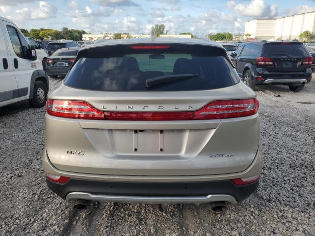 79953334-2017-lincoln-mkc_6