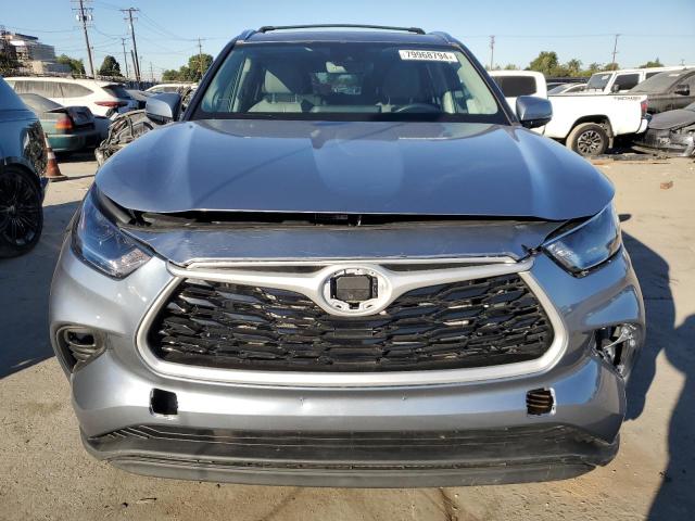 79968794-2022-toyota-highlander_5