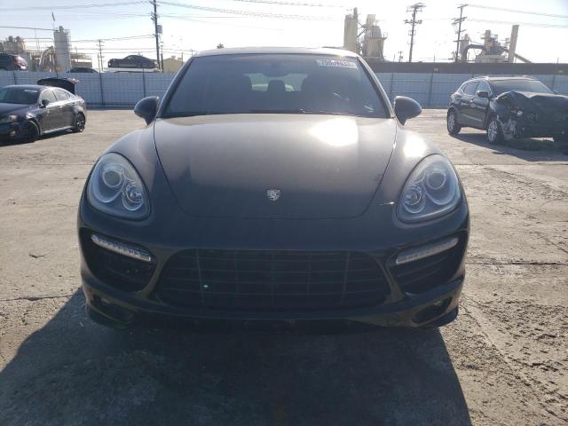 79981033-2013-porsche-cayenne_5