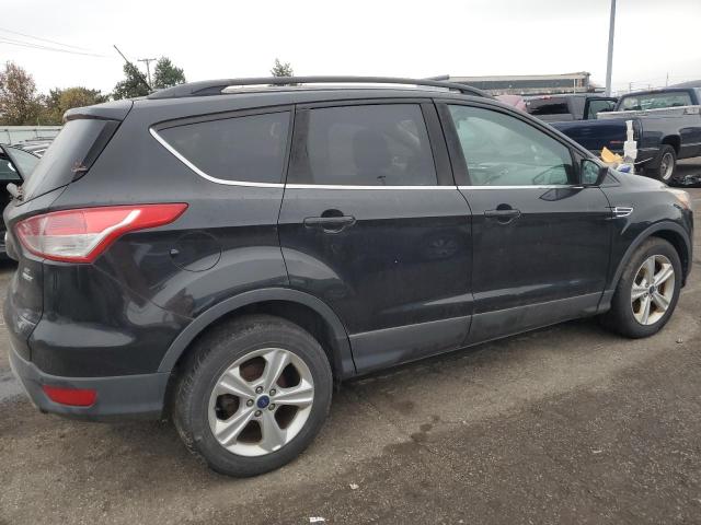 80004604-2015-ford-escape_3