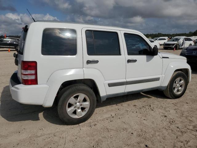 80020994-2011-jeep-liberty_3