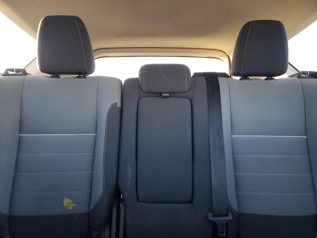 80086174-2013-ford-escape_10
