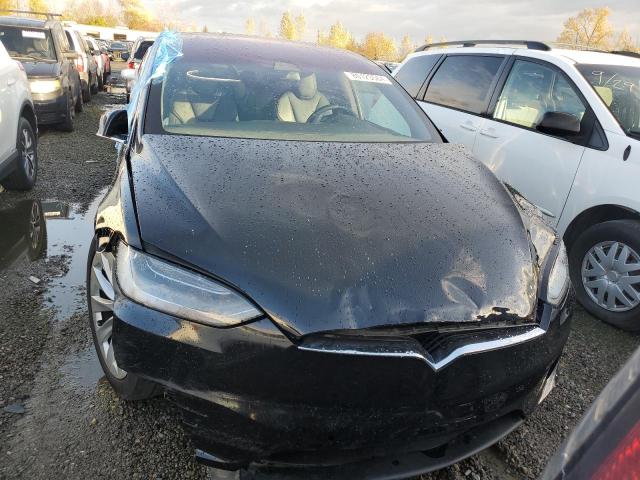 80123564-2020-tesla-model-x_5