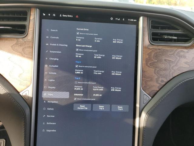 80123564-2020-tesla-model-x_9