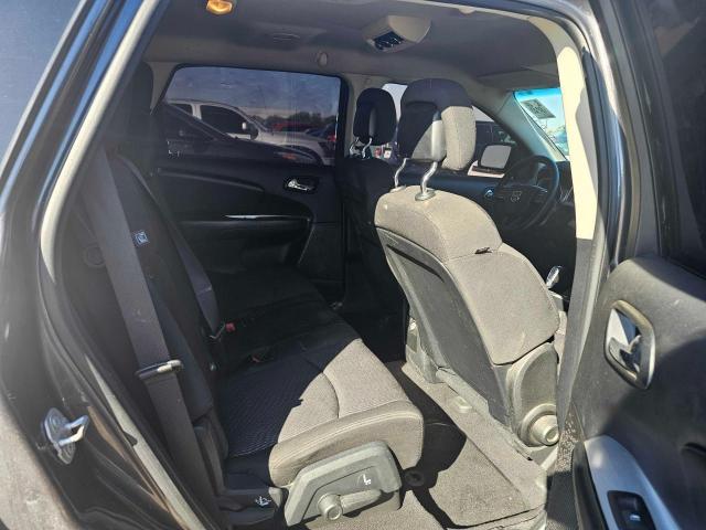 80126464-2016-dodge-journey_6