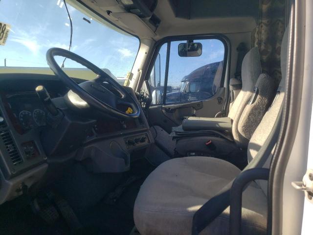 80142693-2015-freightliner-all-models_7