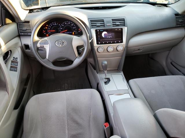 80191224-2011-toyota-camry_8